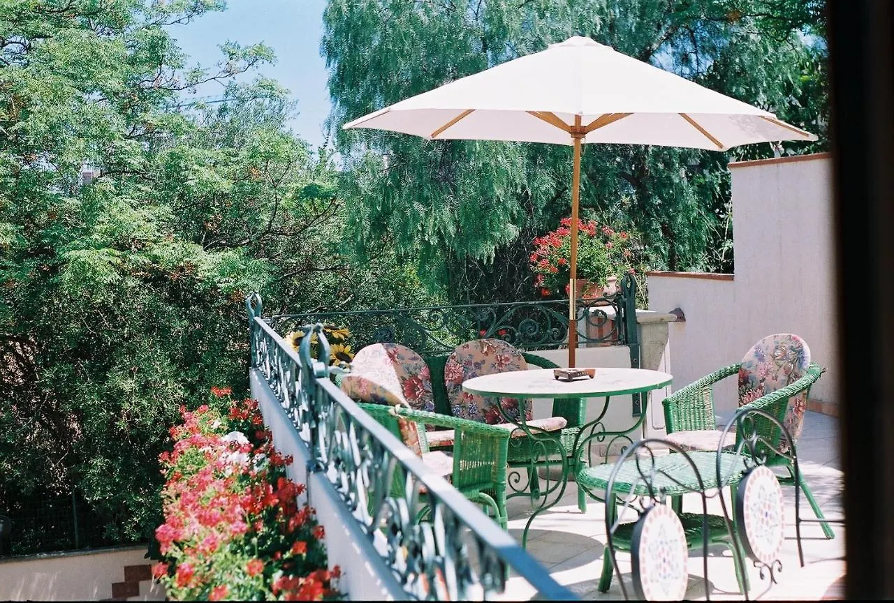 B&B Porto Romano Olbia Bed & Breakfast