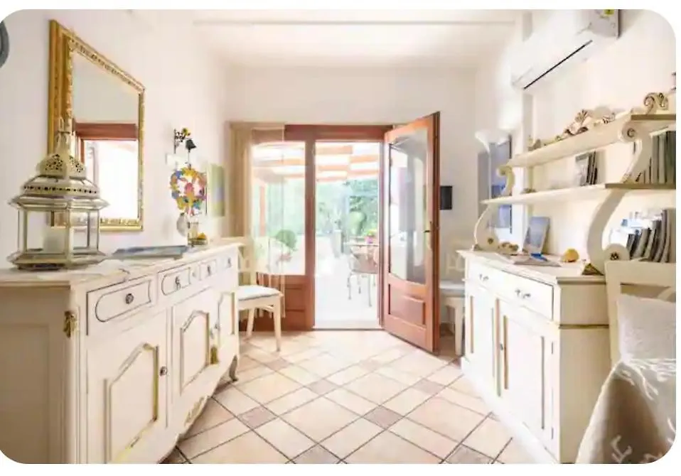 Porto Romano Guest House Olbia 0*,  Italy